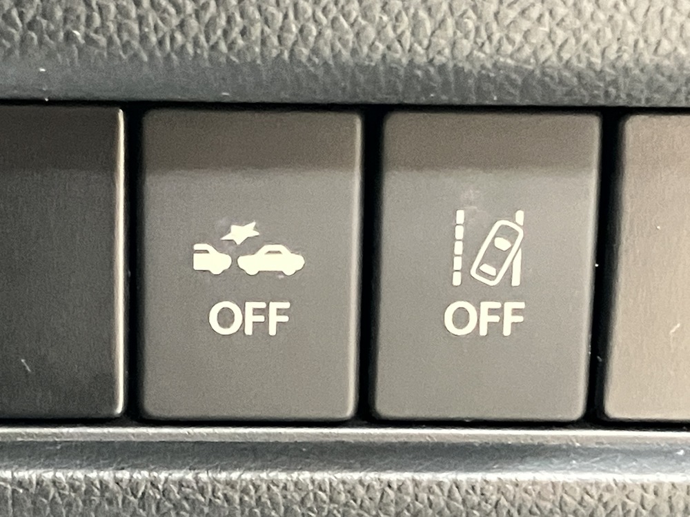 デュアルセンサーブレーキサポート