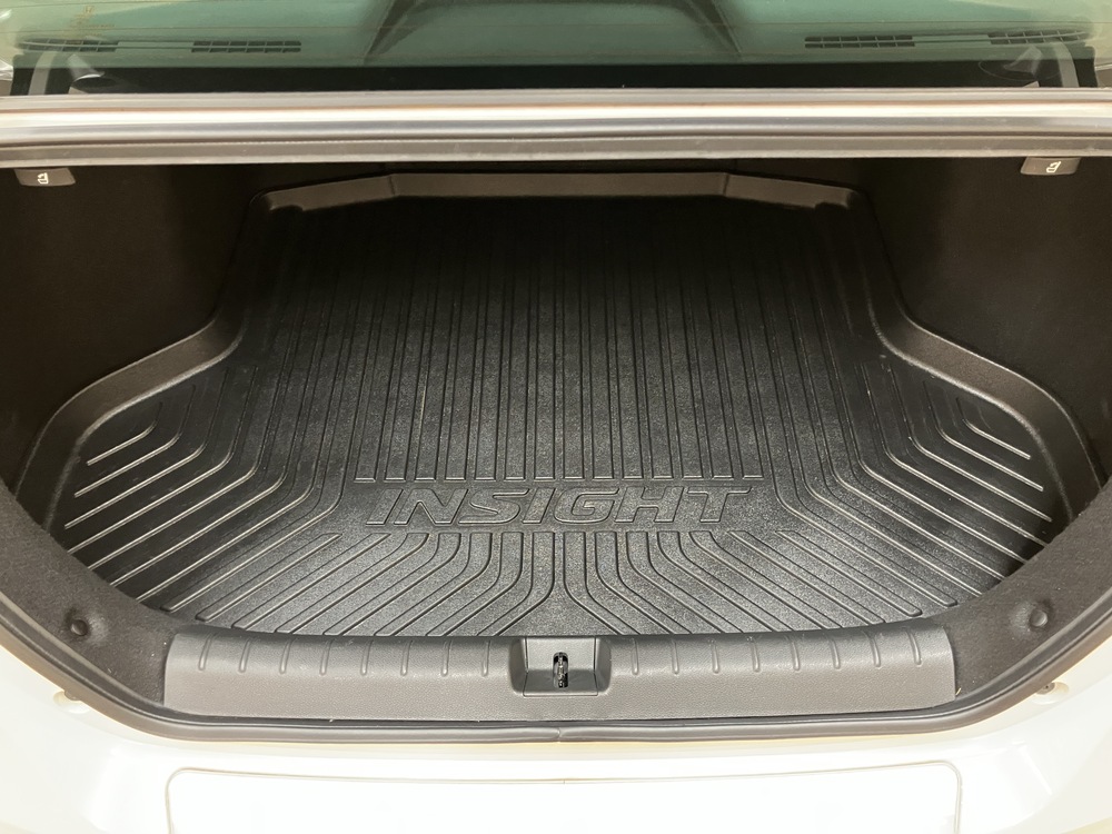 トランクトレイ