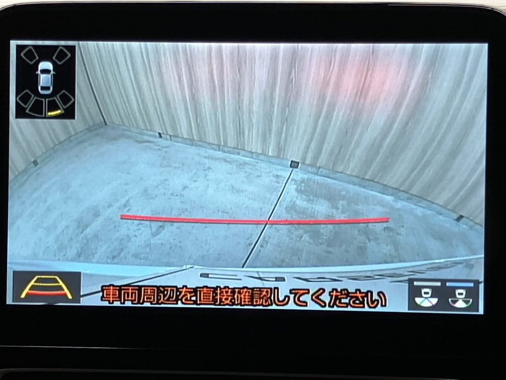 バックガイドモニター