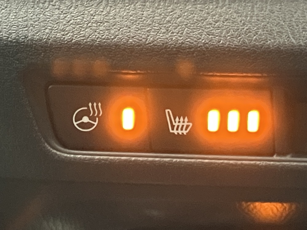 ステアリングヒーター