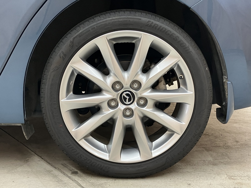 18インチアルミホイール 3/4