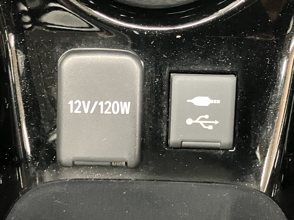 USB端子/AUX入力端子