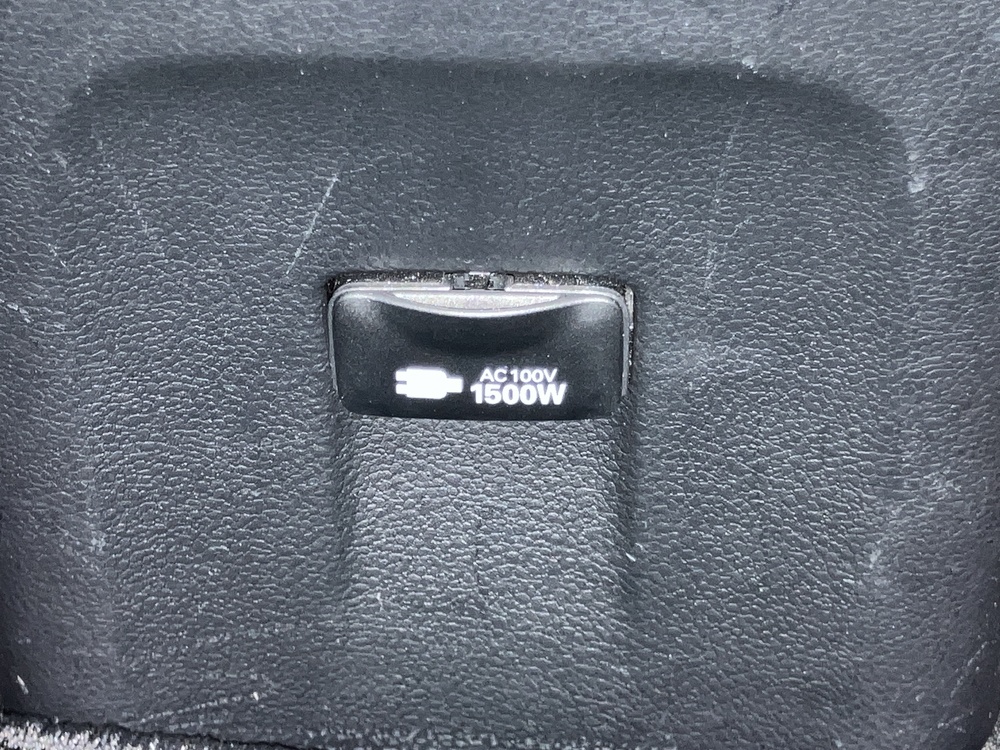 アクセサリーコンセント 1