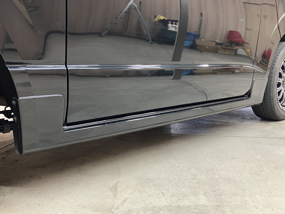 サイドスカート