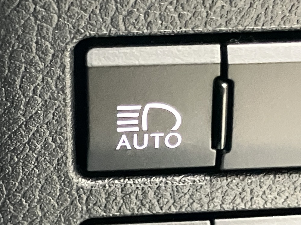 アダプティブハイビームシステム