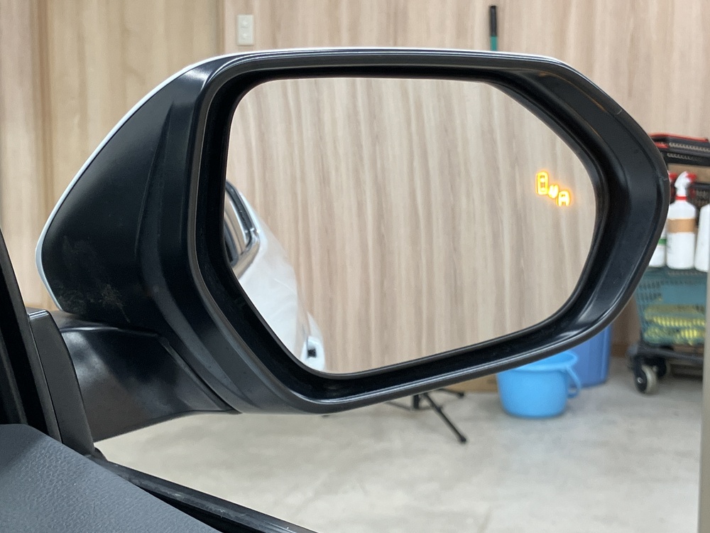 ブラインドスポットモニター