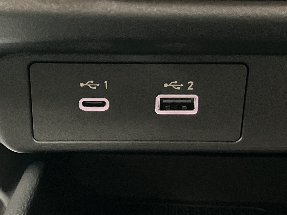 USB電源ソケット