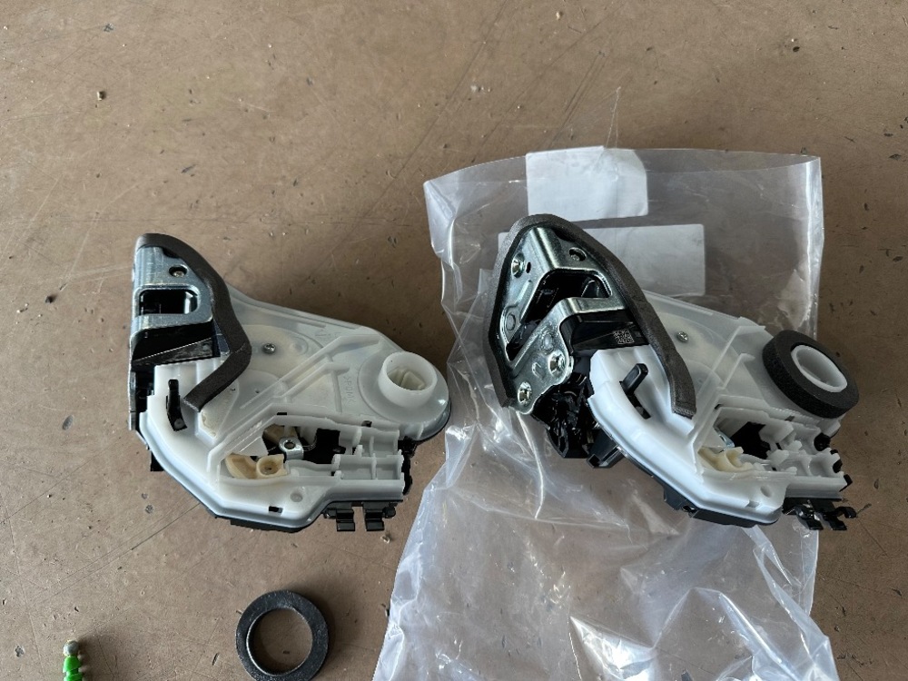 RLドアロックアクチュエータ