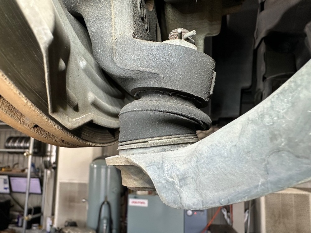 ロアボールジョイントブーツ before 2