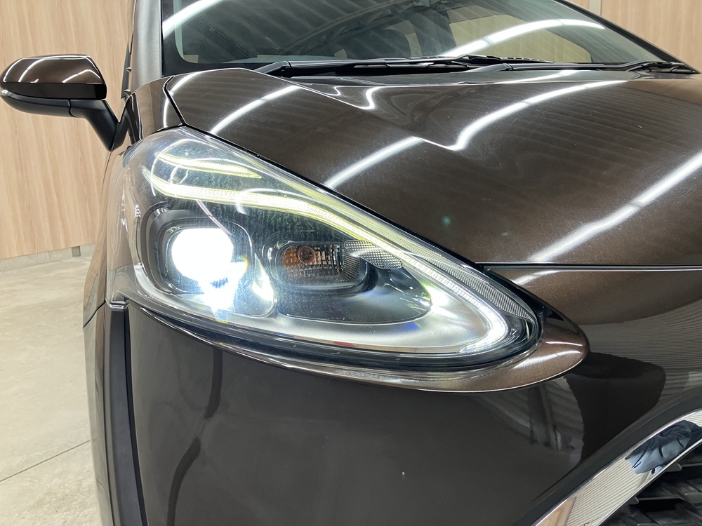 オートレベリング機能付LEDヘッドランプ