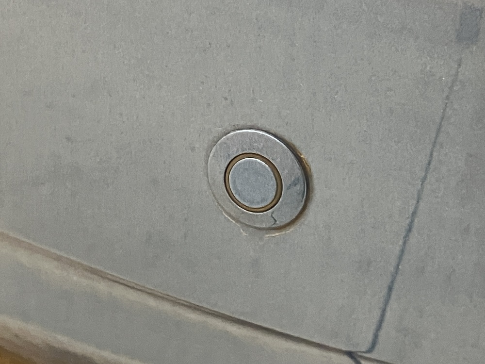 フロント/バックソナー/踏み間違い衝突防止アシスト