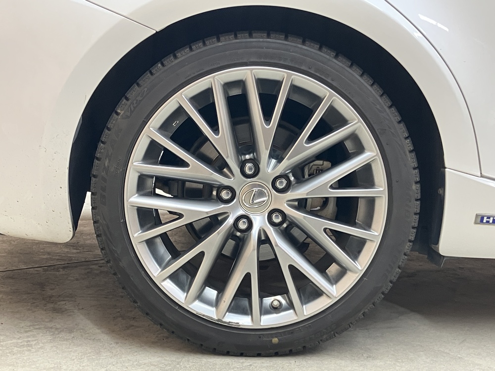 18インチメッシュアルミホイール画像2