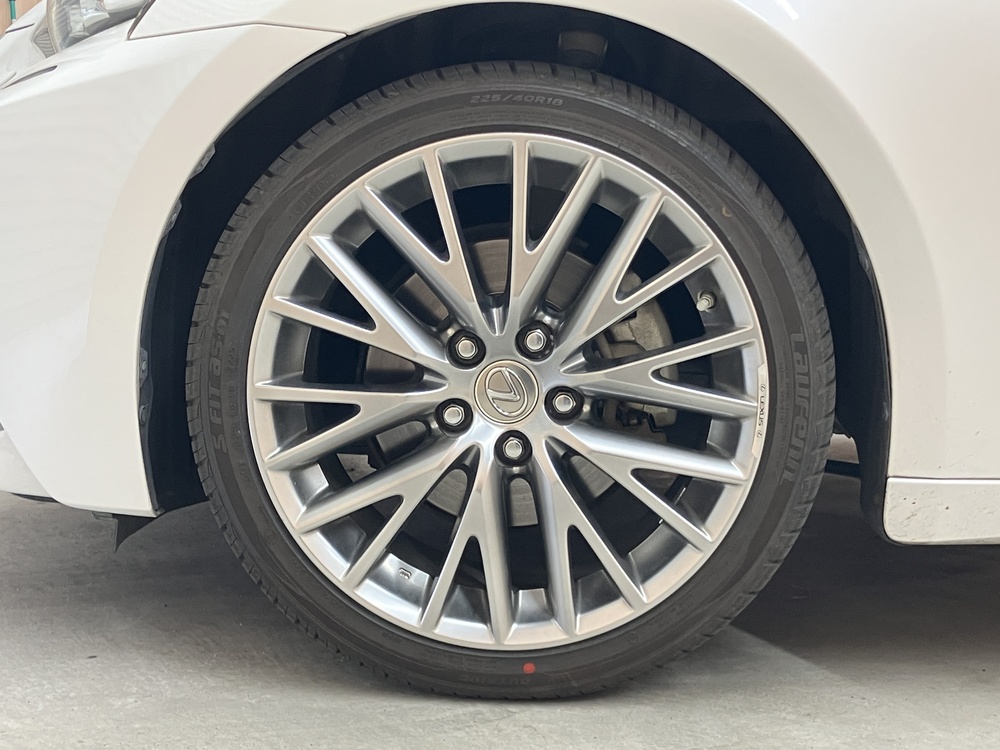 18インチメッシュアルミホイール画像4