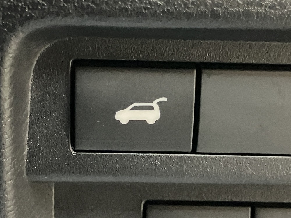 ハンズフリーパワーバックドア画像1